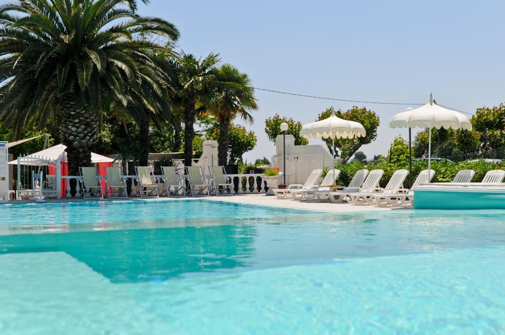 Camping Village Riviera Numana Esterno foto