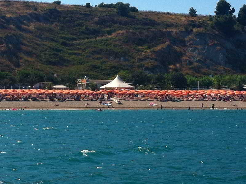 Camping Village Riviera Numana Esterno foto